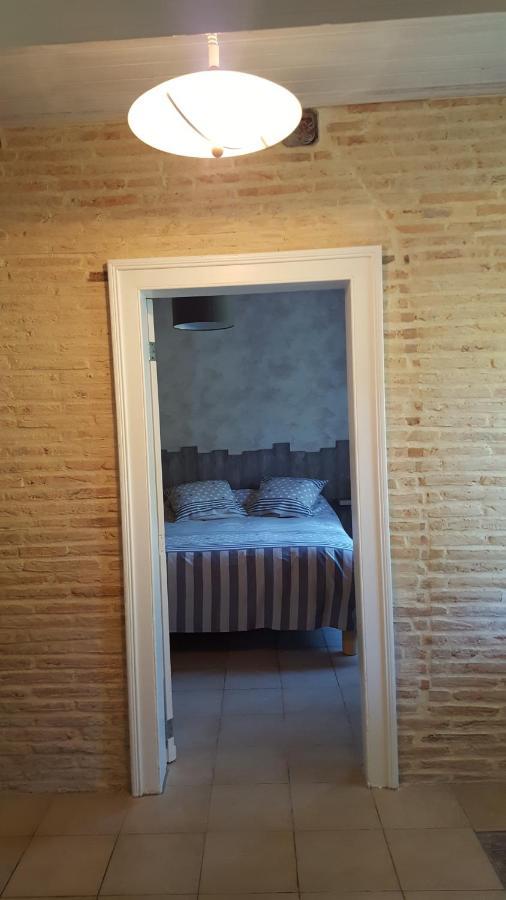 Chez Alexandra Bed & Breakfast Louchats Екстериор снимка