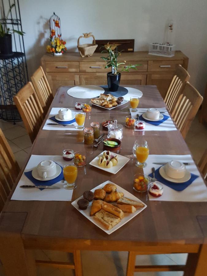 Chez Alexandra Bed & Breakfast Louchats Екстериор снимка