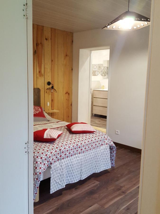 Chez Alexandra Bed & Breakfast Louchats Екстериор снимка