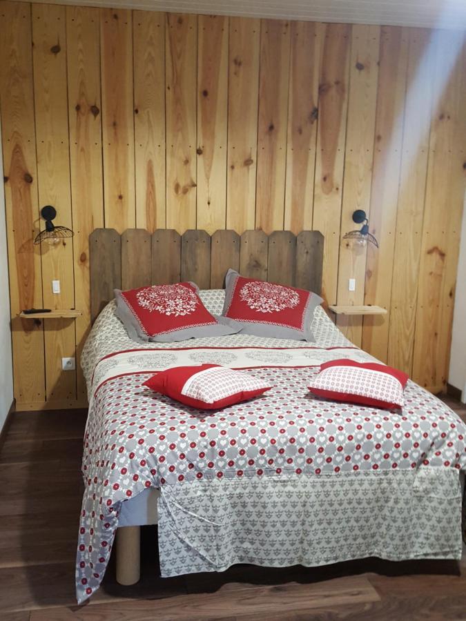 Chez Alexandra Bed & Breakfast Louchats Екстериор снимка